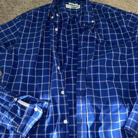 Men’s Oldnavy button down shirt - Picture 2 of 5